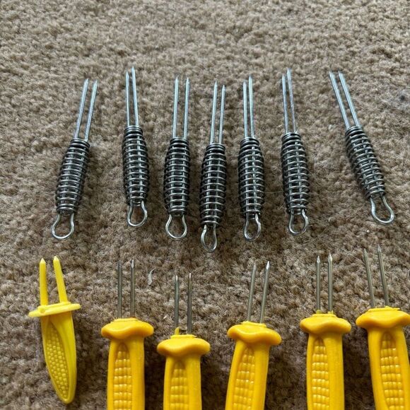 Lot of Corn Cob Cob Holders - Picture 4 of 6